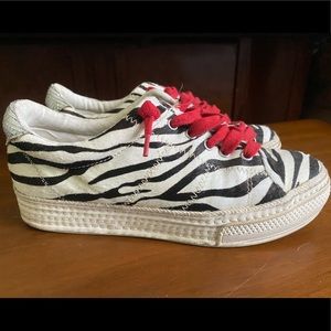 Dolce Vita platiform shoes size 7.5